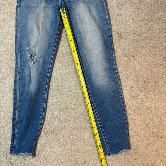 Kancan Women's Distressed Ankle Jeans Raw Hem Size 26/5 - Picture 11 of 12